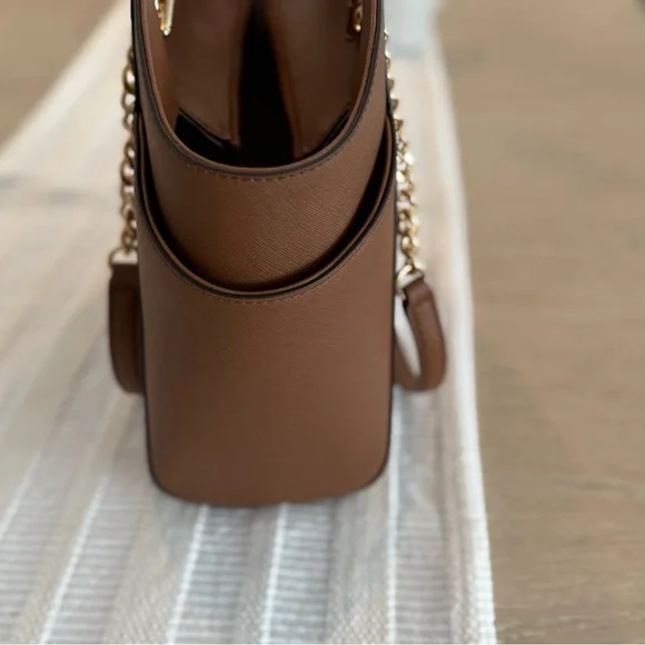 New Michael Kors Jet Set Chain Tote – Luggage Brown - Picture 8 of 13